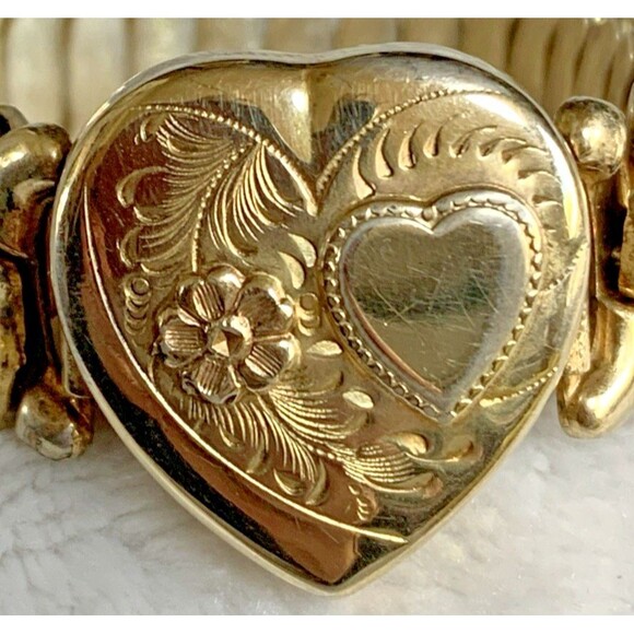Vintage Co-Star Sweetheart Bracelet | WWII Era | Gold Over Sterling Floral Heart - Picture 2 of 11